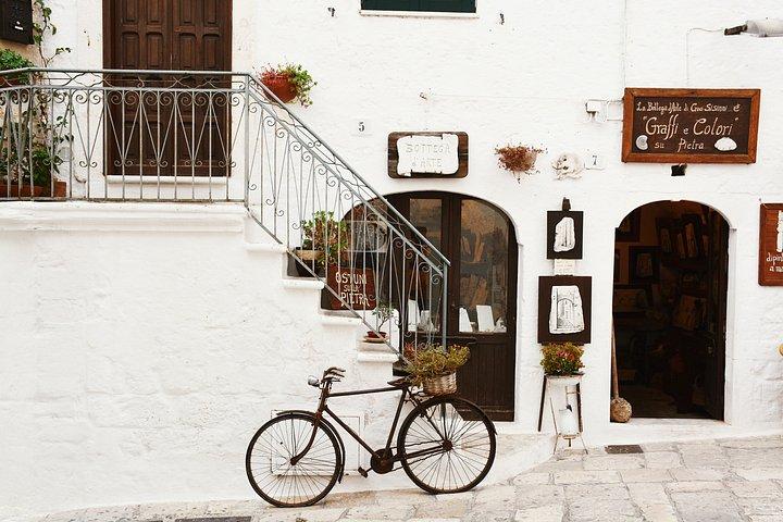 Ostuni: Private Walking Tour with Local Guide
