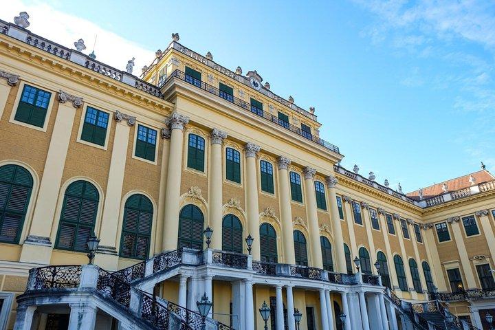 1 heure Schonbrunn Palace Gardens Vienna Walking Tour