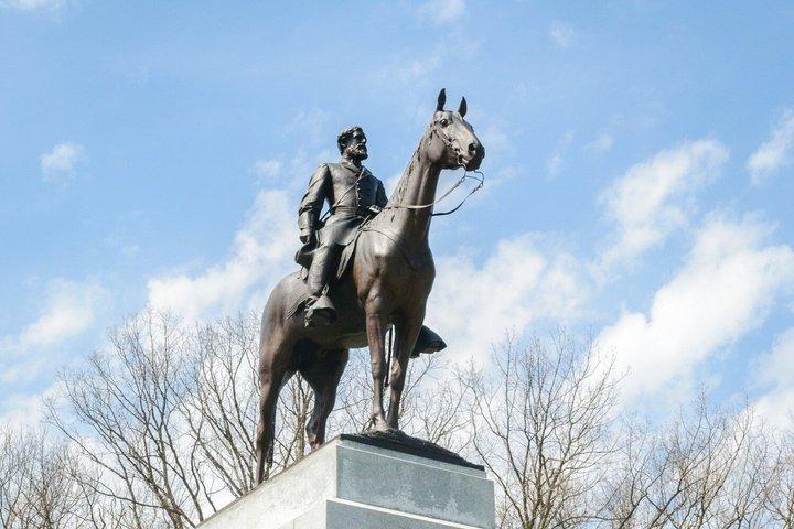 Self Guided Driving & Walking Audio Tour: Gettysburg Battlefield