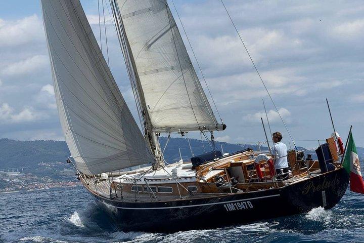 Fuld dag Riviera sejloplevelse fra Sanremo
