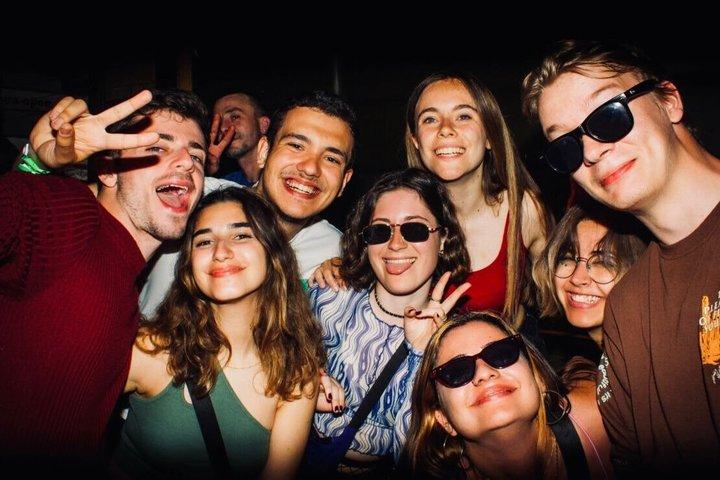 Budapest : Pub Crawl & Ruin Bars - Coups gratuits et entrée VIP