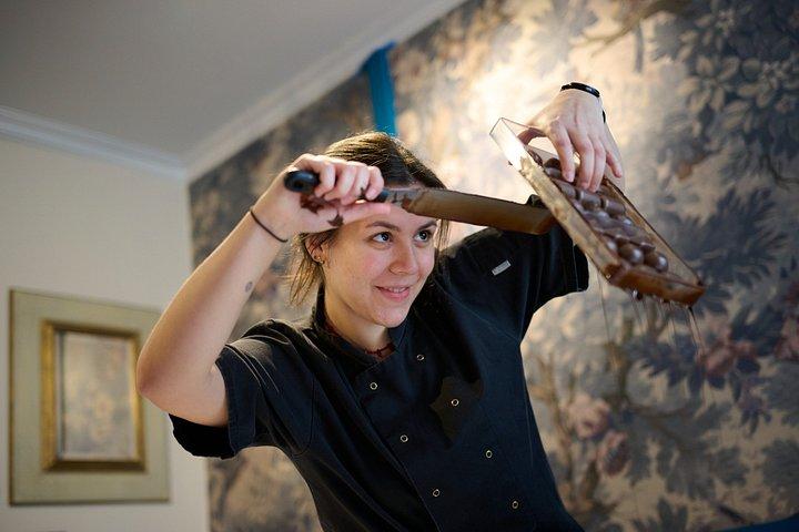 2.5h Belgian Chocolate Pralines Workshop in Brussels