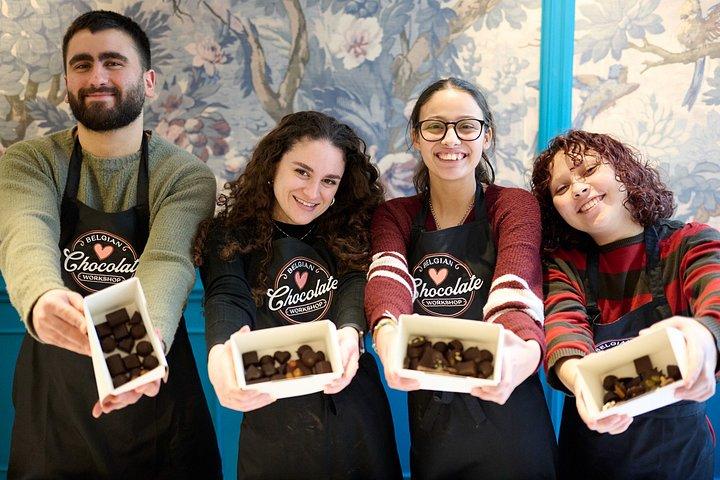 2.5h Belgian Chocolate Pralines Workshop in Brussels