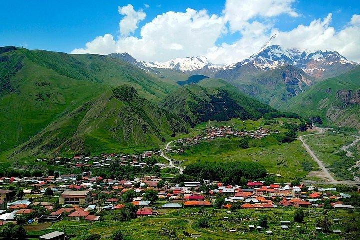Kazbegi and Gudauri Fantastic Guided Shared Tour