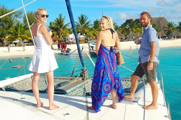 Zanzibar’s enige all-inclusive gedeelde catamarantour