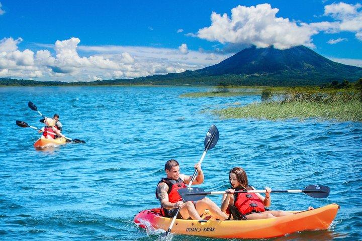 Kayak al lago Arenal - La Fortuna