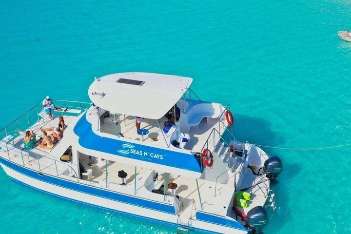 Rose Island Snorkeling, Journée plage avec punch au rhum illimité