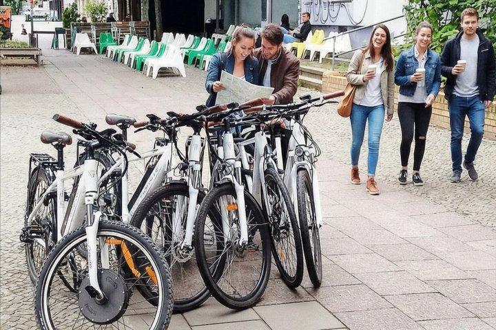 Tour privado (E) en bicicleta hasta 6 personas - (1 Rickshaw para 2 no motociclistas)