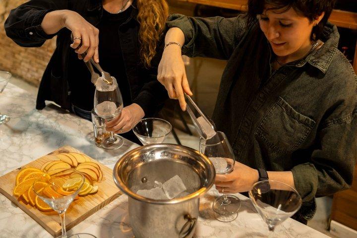 Barcelona Mixology Class with Professional