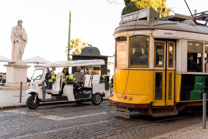 Lisbon Tuk Tuk City Tour : la vieille ville de Lisbonne et les joyaux cachés
