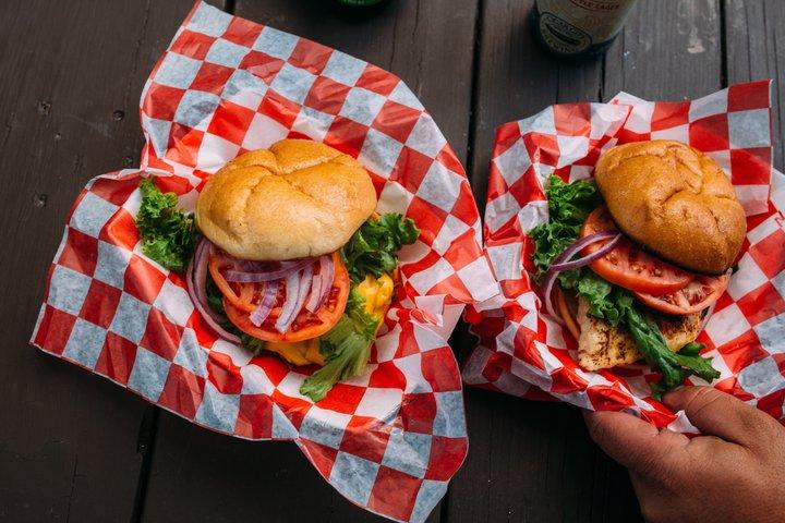 マイアミコンボ：エバーグレーズ、ボートクルーズ＆オープントップバスツアー