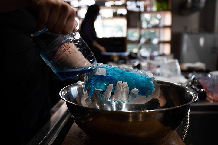 Nihonbashi Tokyo Furoshiki Dyeing Experience