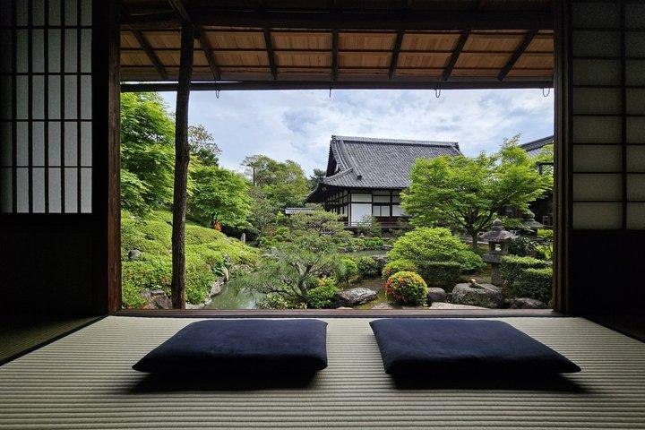 Experiência privada de templo Zen e cerimônia de chá em Alemão ou Inglês