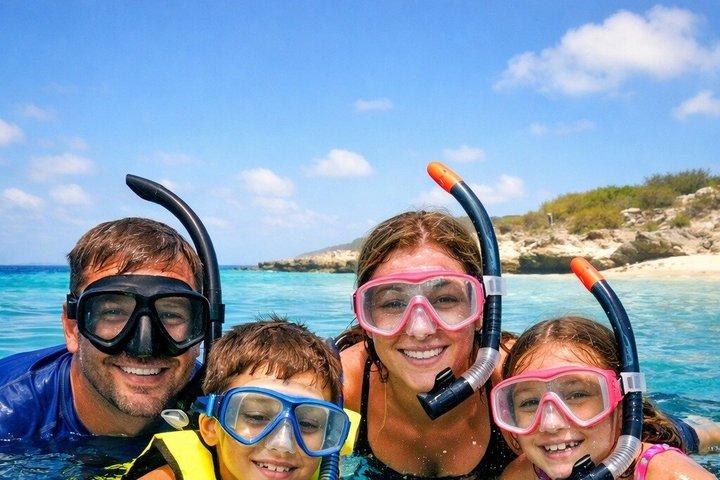 Bonaire Guided Snorkeling: The Reef Is the Host. You’re Invited.