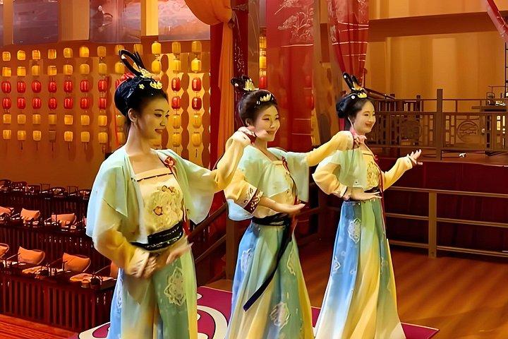青郁宴会：重慶で伝統的な馬郁料理体験