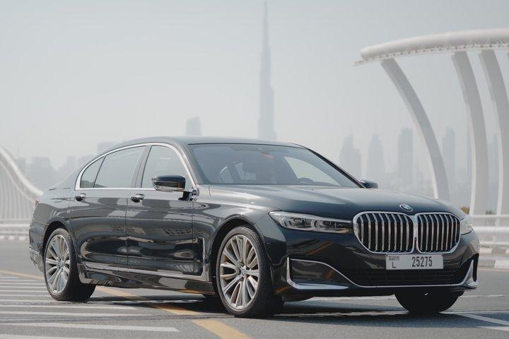BMW 7 Series Private Airport Transfer to or from Dubai Airport