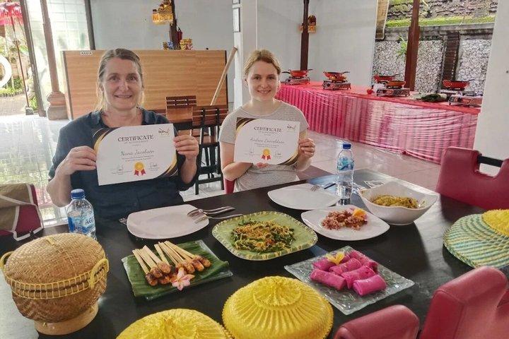 Sanur Balinese madlavning klasse & marked besøg med gratis afhentning