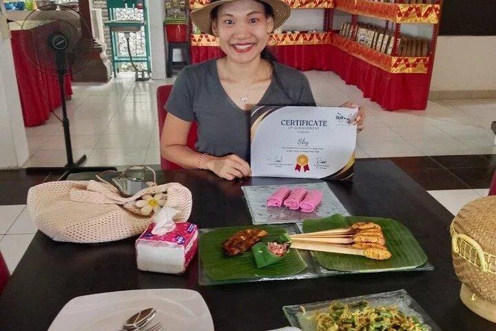サヌール・バリ料理教室＆市場見学（無料送迎付き）