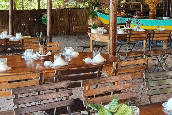 トラ・ケ村のプライベート料理教室とマーケットツアー