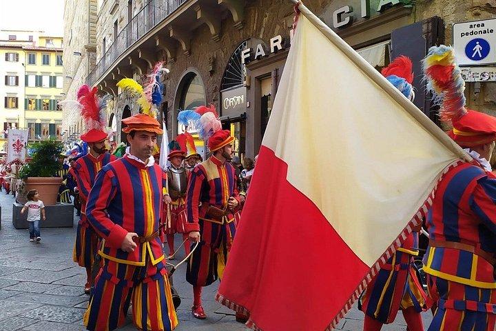ローマからフィレンツェへのプライベート日帰り旅行：豪華な運転手サービス