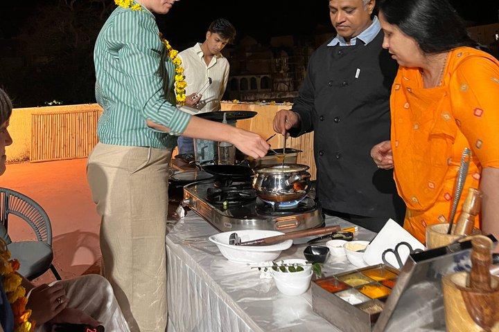 Jaipur Rooftop Cooking Classes: Rajasthani e Cozinha Índia