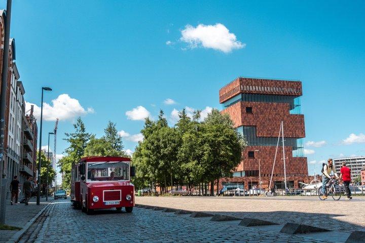 Entdecken Sie Antwerpen auf einzigartige Weise mit der Straßenbahn