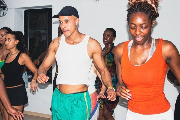 Rio de Janeiro 1-Hour Small-Group Samba Dance Class