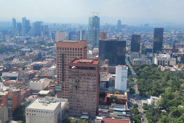 テンプロ・マヨールと歴史地区のウォーキングツアー