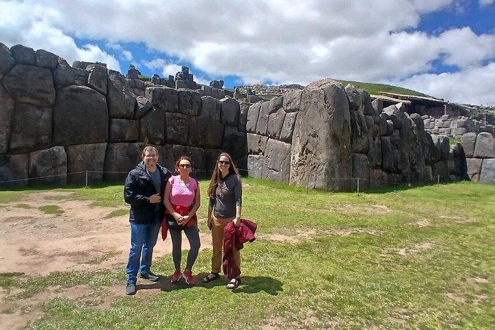 Cusco Markets and Ruins Small Group Tour