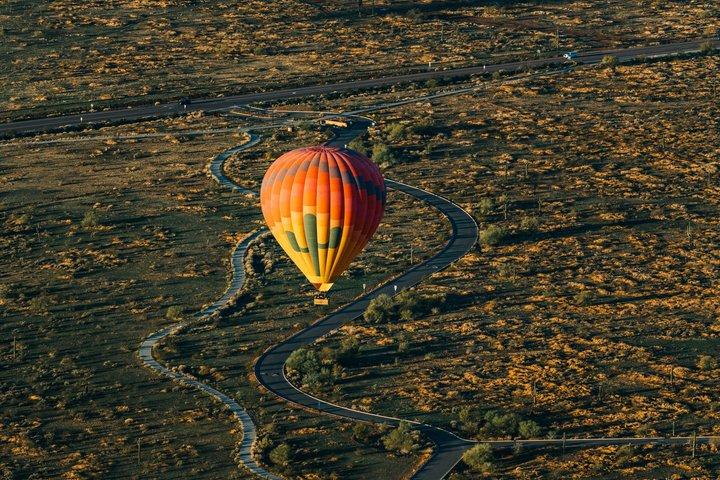 Phoenix Morgen Heißluftballonfahrt mit Sekt + Frühstück
