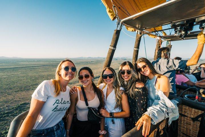 Phoenix Morgen Heißluftballonfahrt mit Sekt + Frühstück