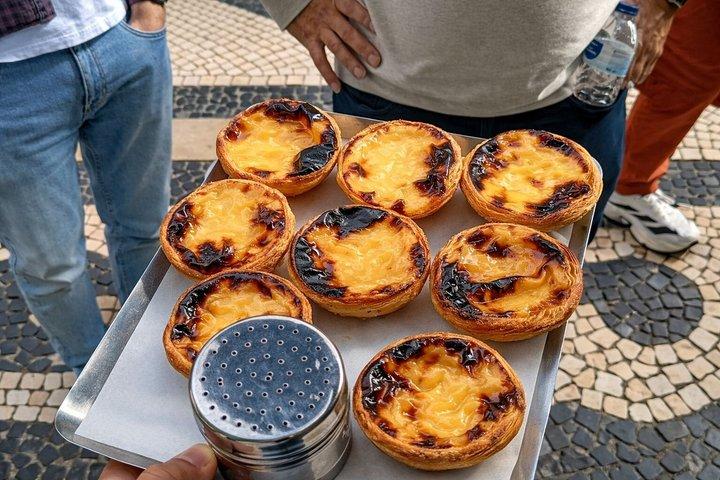 Lisbon Walking Tour: Explore Top Sights & Hidden Gems