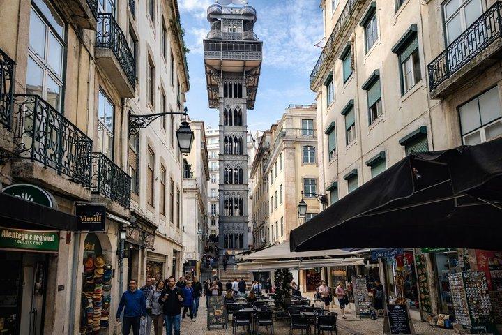 Lisbon Walking Tour: Explore Top Sights & Hidden Gems