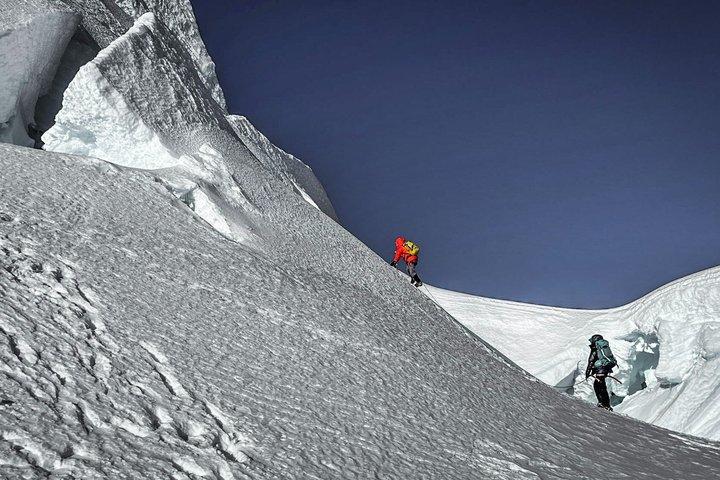 19 giorni Cordillera Huayhuash Trek Nevados Urus e Ishinca Escursione