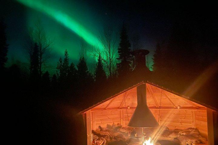 Northern Lights Hunt Including Snacks on Campfire from Rovaniemi