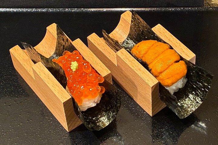 豊洲市場のプレミアム海鮮丼とお寿司
