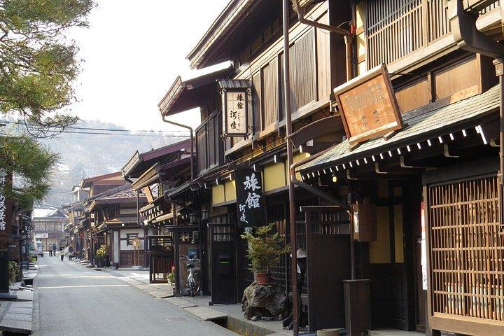 飛騨高山白川郷と旧市街日帰りツアー名古屋発