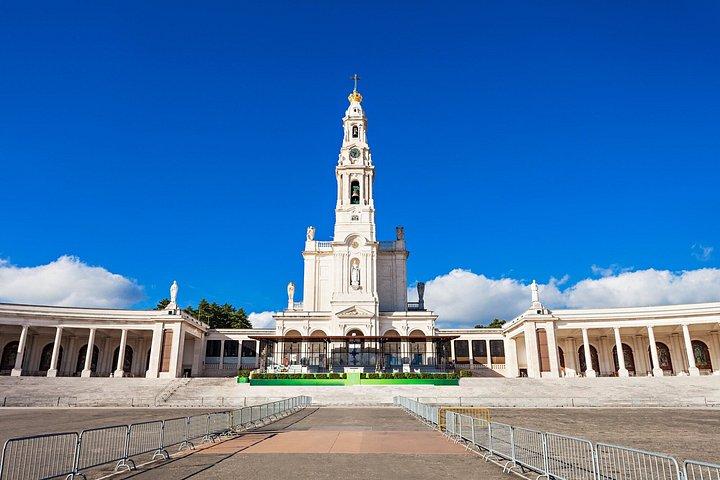 ポルトガル（ファティマ,ユネスコ遺産＆海岸の魅力）4-日帰りプライベートツアー
