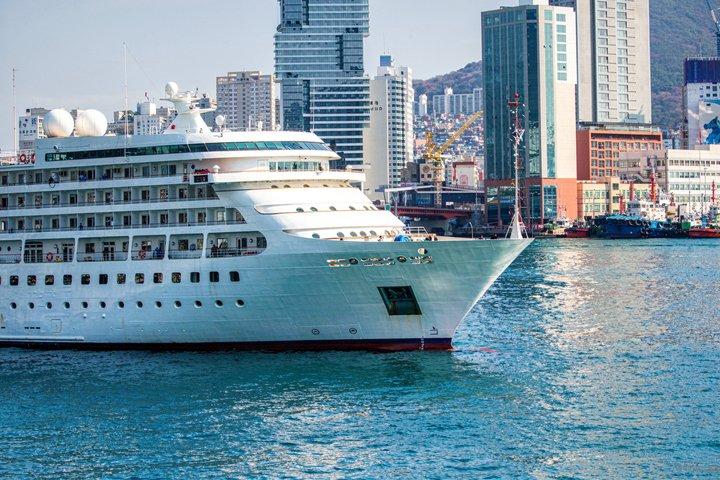 Busan Cruise Shore Excursion : Hoogtepunten van de stad en Food Taste Tour
