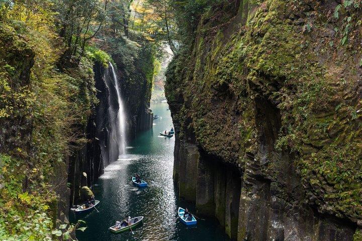 阿蘇山、高千穂峡、または黒川温泉からの福岡日帰り旅行