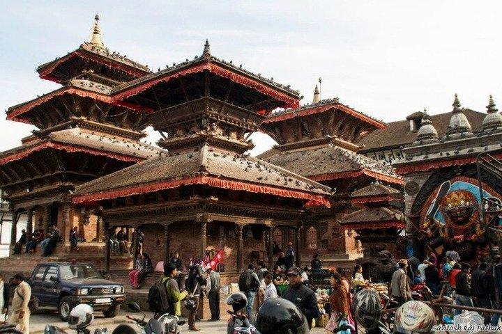 Descubra o Vale de Katmandu: História, Templos e Tradições Viventes