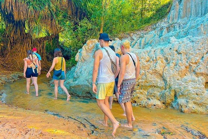 Mui Ne Explorer : 地元ガイド付きジープアドベンチャーで人気のスポットへ