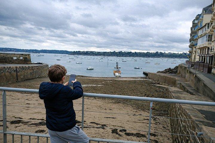 パリからサン・マロ・ディナールプライベート海岸日帰り旅行