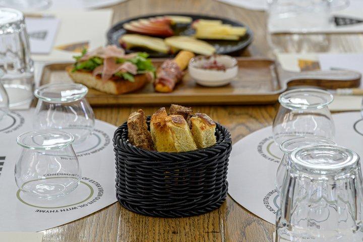 Degustação de azeite de Santorini e experiência Farm to Table