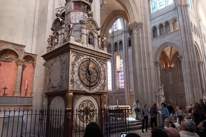リヨン旧市街、フルヴィエール寺院、ローマ遺跡のガイドツアー！