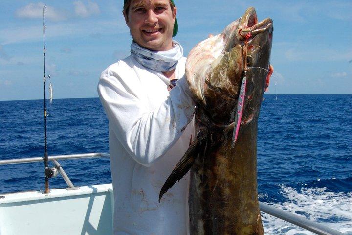 マイアミの深海釣りアドベンチャー（移動手段付き）