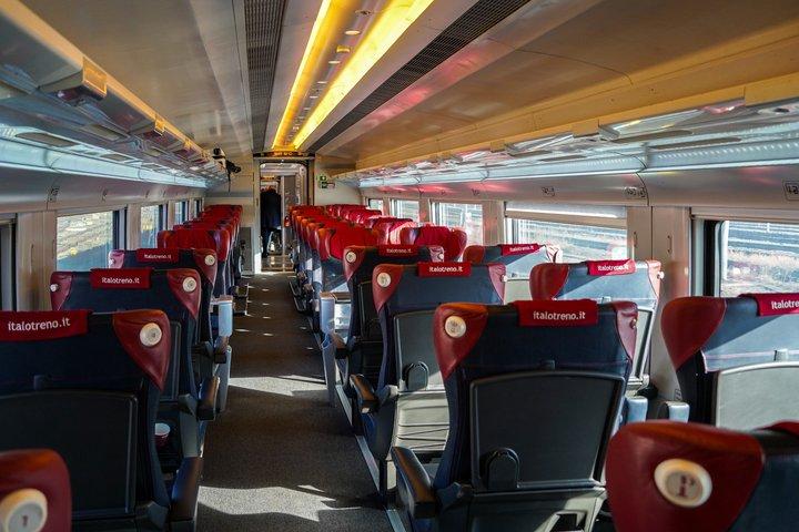 ミラノからヴェローナまで高速列車で行く：ガイド付きウォーキングツアー