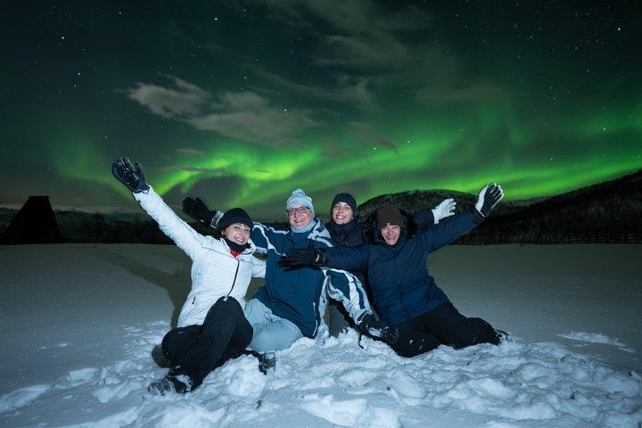 Tromsø : オーロラ・バイ・ミニバス - 暖かい夕食と無料写真！