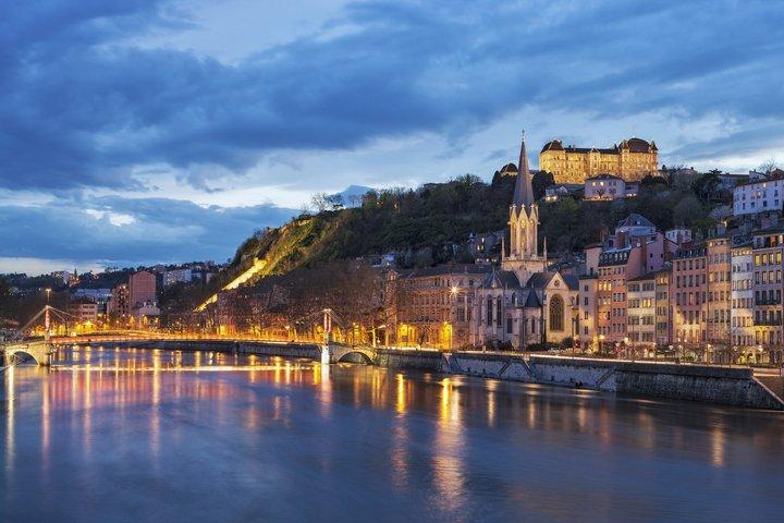 Lyon Private Nachttour Beleuchtungen und Sehenswürdigkeiten
