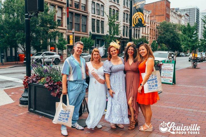 Louisville Legends : 3Hr Whiskey Row Food & History Tour (ウィスキー・ロウ・フード＆ヒストリー・ツアー)